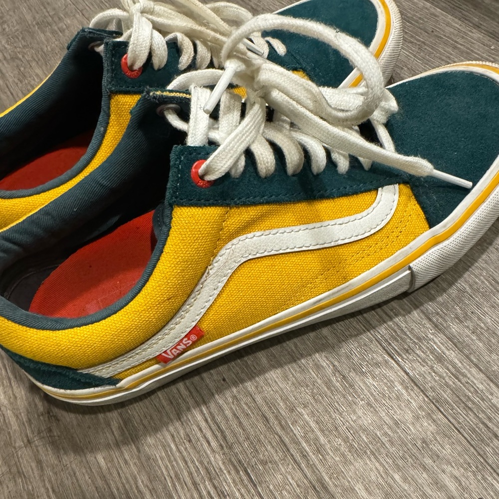 Vans